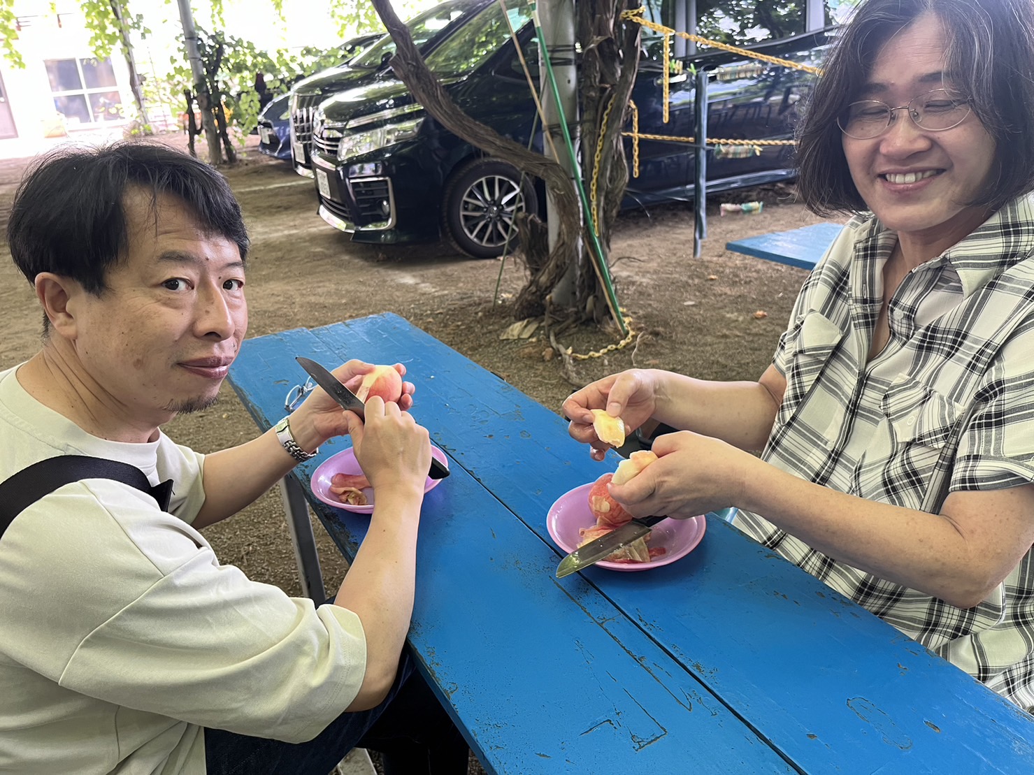 山梨県甲州市でもも狩り